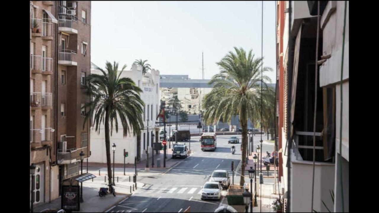Reina Apartment Valencia Exterior foto